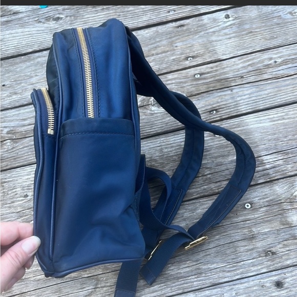 Michael kors backpack - Picture 5 of 11